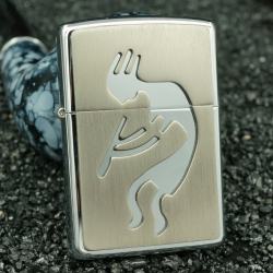 Zippo cổ bộ ký tự thổ dân - hình người 1998 - Mã SP: ZPC2115-2