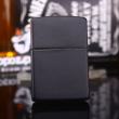 Zippo Cổ màu đen in cờ Mỹ năm 1998