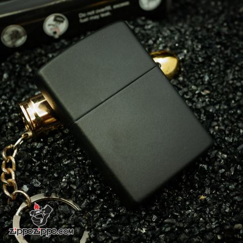 Zippo Cổ Sơn Đen In Logo Camel Sản Xuất Năm 2000