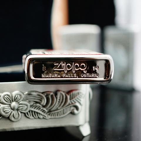 Zippo Đen bóng Liimited Edition 65 năm (1949-2014)
