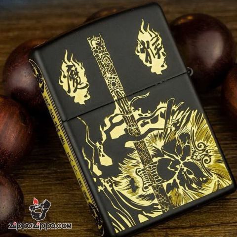 Zippo đen khắc đấu chiến thắng phât