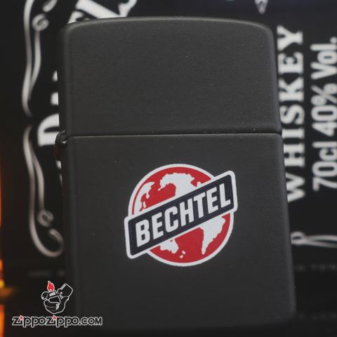 Zippo đời gạch sản xuất 1985 sơn đen BECHTEL