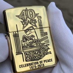 Zippo đồng Armor khắc hình kỷ niệm 40 năm thống nhất đất nước - Mã SP:  ZPC2435
