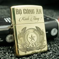 zippo đồng nguyên chất khắc sâu bộ công an kính tặng bản mới - Mã SP: ZPC2130-254