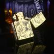 Zippo Đồng Nguyên Khối Khắc Hình Cô Gái Và Quỷ Dữ Amor