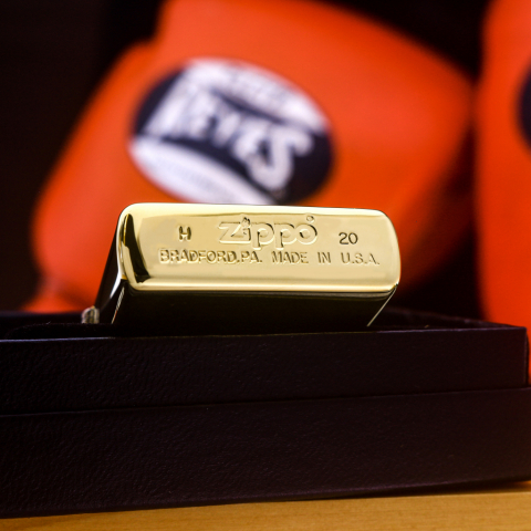 Zippo khắc đám mây bản đồng bóng 254