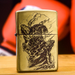 Zippo khắc hổ leo núi bản đồng đốt