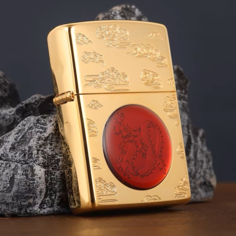 Zippo kỷ niệm Năm con Rồng với phiên bản giới hạn 2024 (Gold Plate)