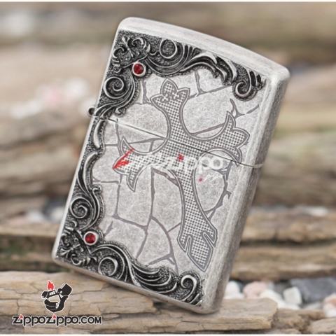 Zippo mạ bạc cổ khắc thánh xuất hàn